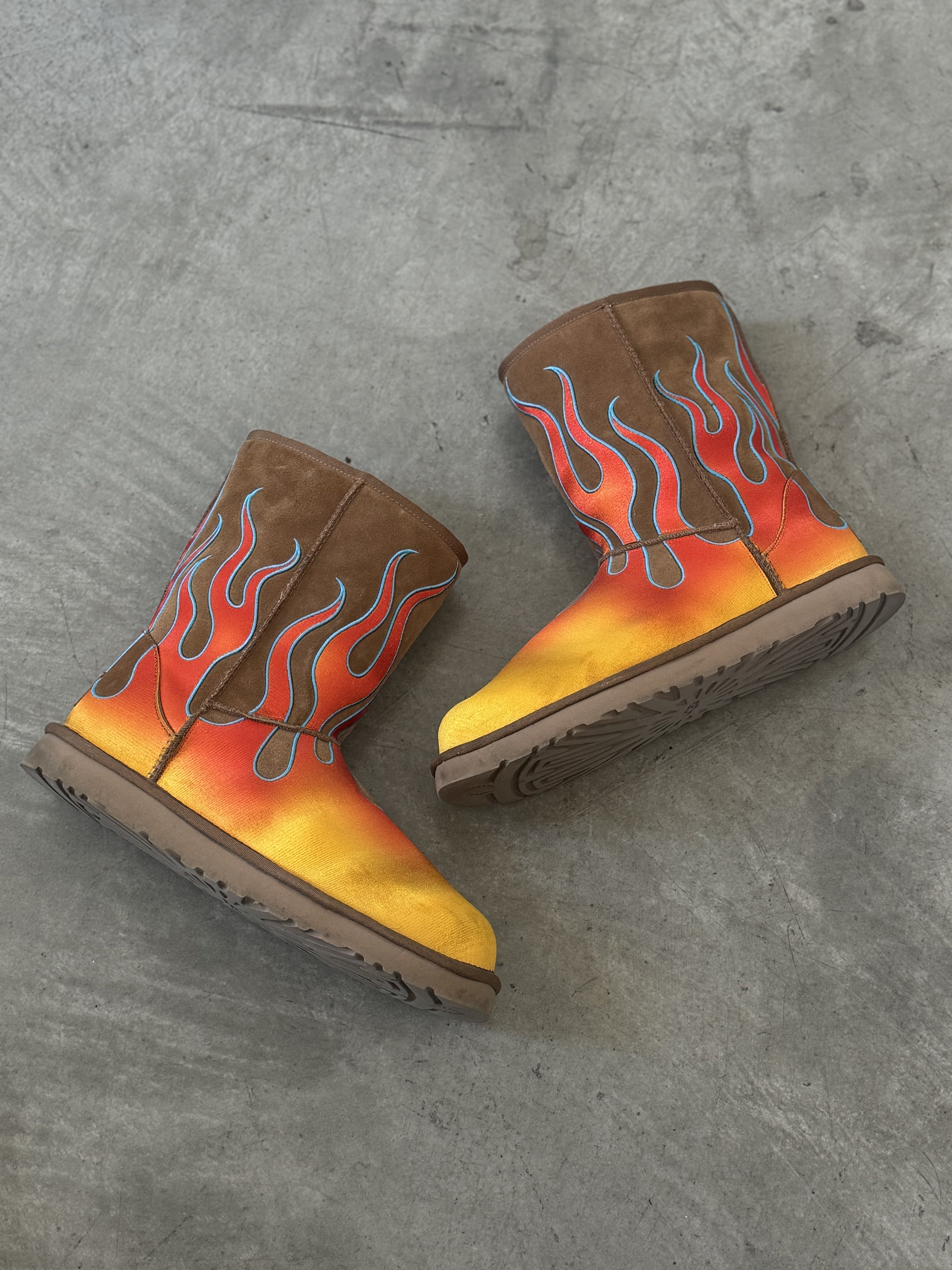 Jermey Scott X UGG - Flame Boots